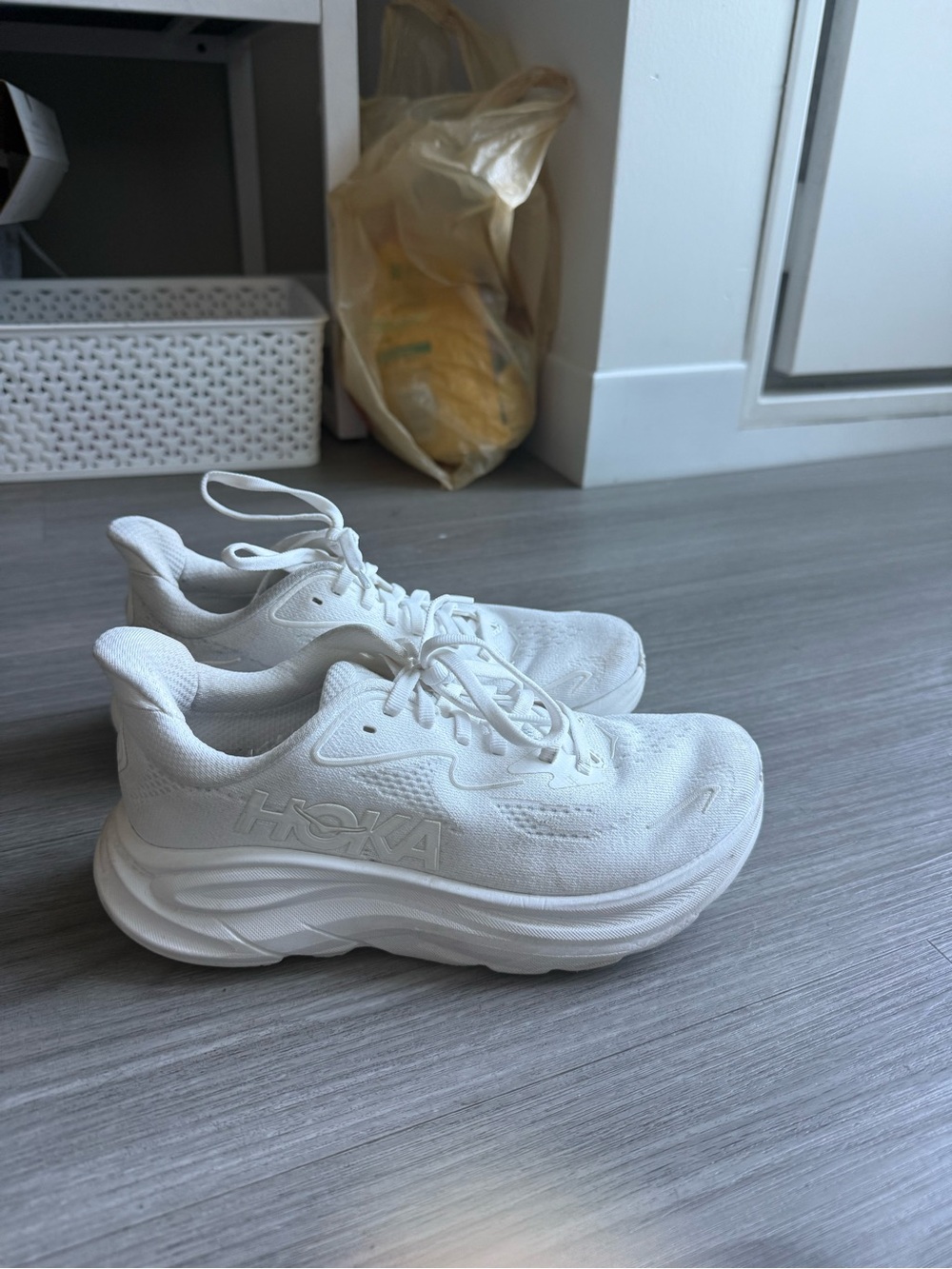 Hoka White Clifton 10 women’s  Sneakers